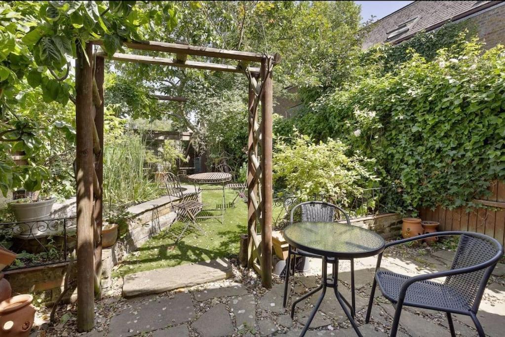 Windsor/Legoland/Ascot Charming 3Br Home In Centre Eksteriør bilde